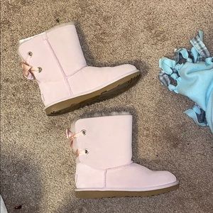 UGG bailey bow II